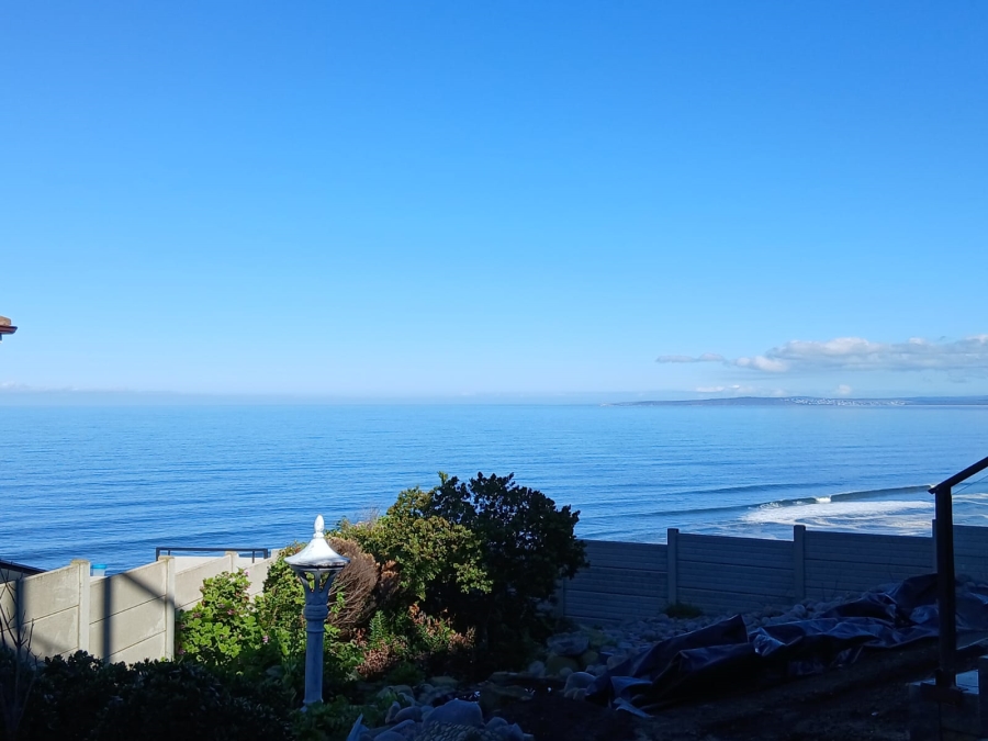 To Let 1 Bedroom Property for Rent in Dana Bay Western Cape